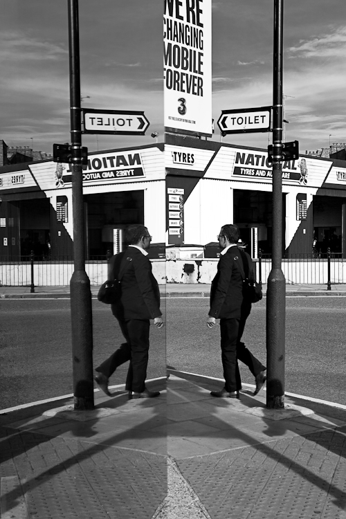05 2009 London May 2009 Street Photography-4693.jpg