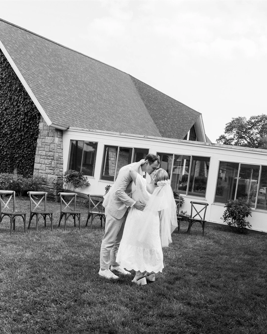 These two are celebrating their one year anniversary today. Wishing them all the best!