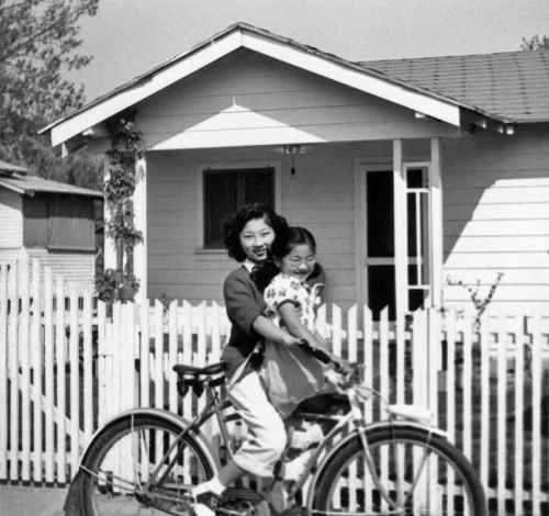 c. 1948 ^ Lillian (Teruko) & Helen ^
