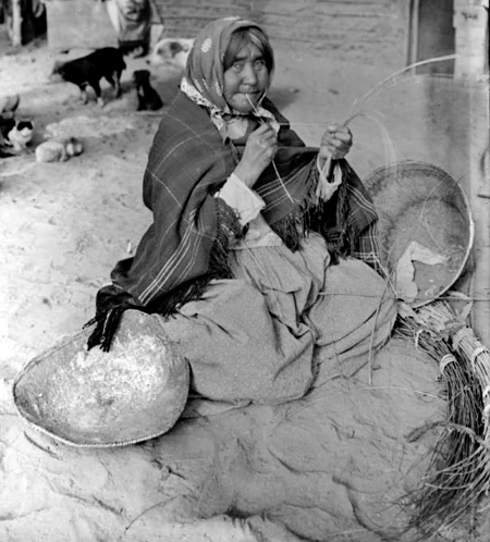 c.1900 ^ Chemehuevi woman making splints