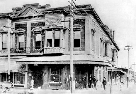 402 Third street (corner of "D") ^ There were offices on the second floor of this building, where Dr. Trevino had his practice from 1911, until at least 1928 (photo c.1901)