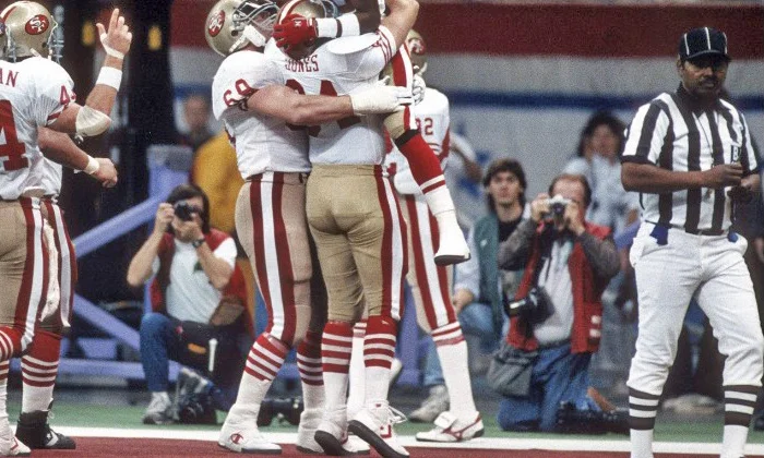 January 28, 1990 ^ SUPER BOWL XXIV San Francisco Forty-niners celebrate victory.........Back Judge Al Jury
