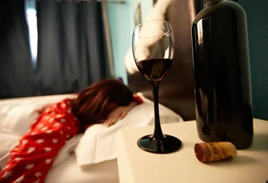 alcohol-help-you-sleep-better.jpg