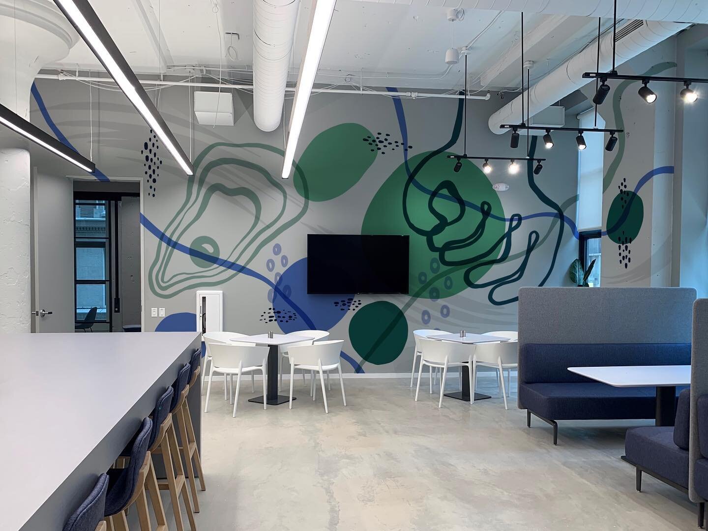 Craving a briny snack 🦪 a fun office mural mock-up to get the creative juices flowing.

#muralist #officeinspiration #muralmockup #seasonedwithlove