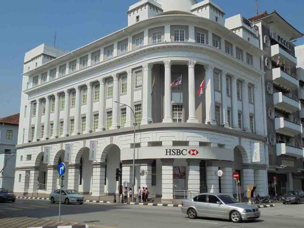 David's great uncle managed this bank in 1940's