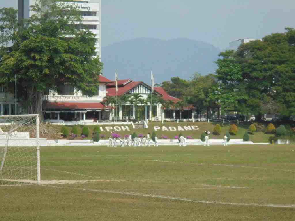 Cricket in front of Ipoh club