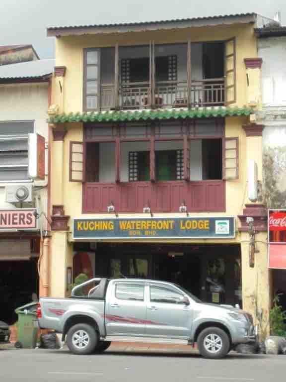 Kuching Waterfront Lodge