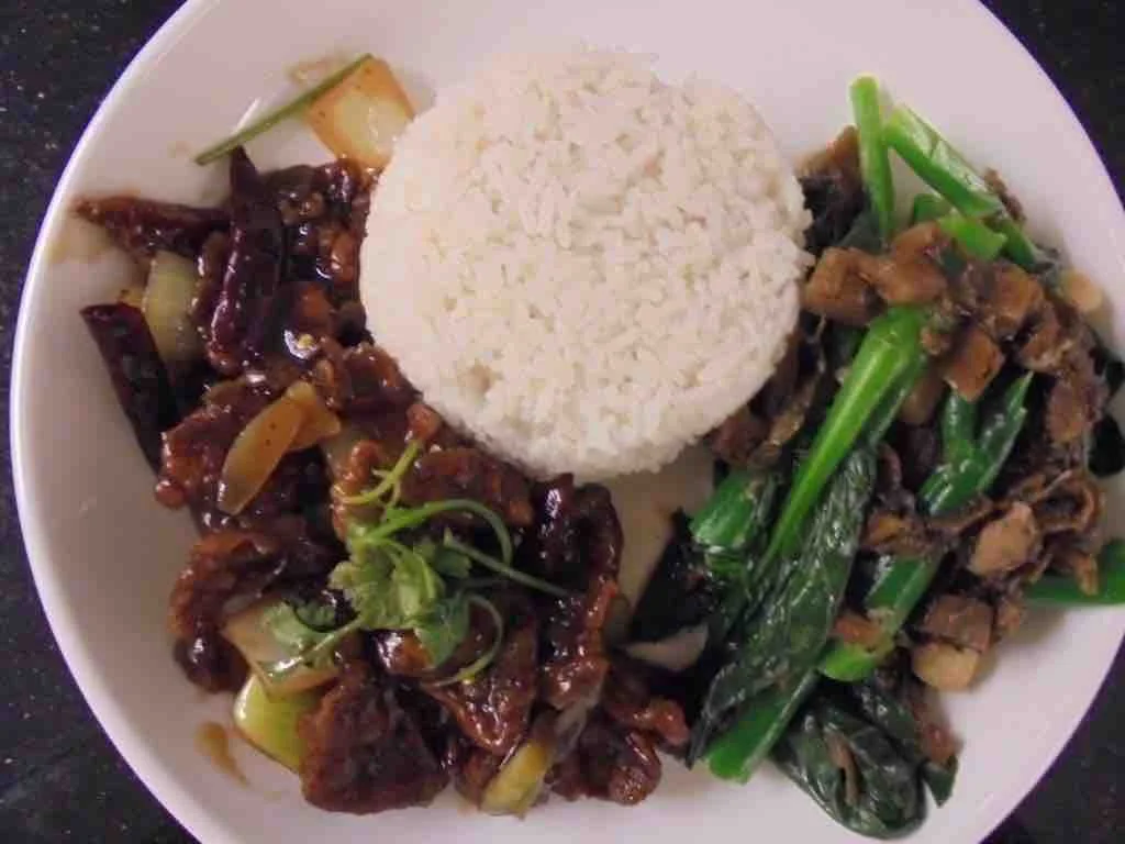 Abalone mushroom, kale and green tea rice