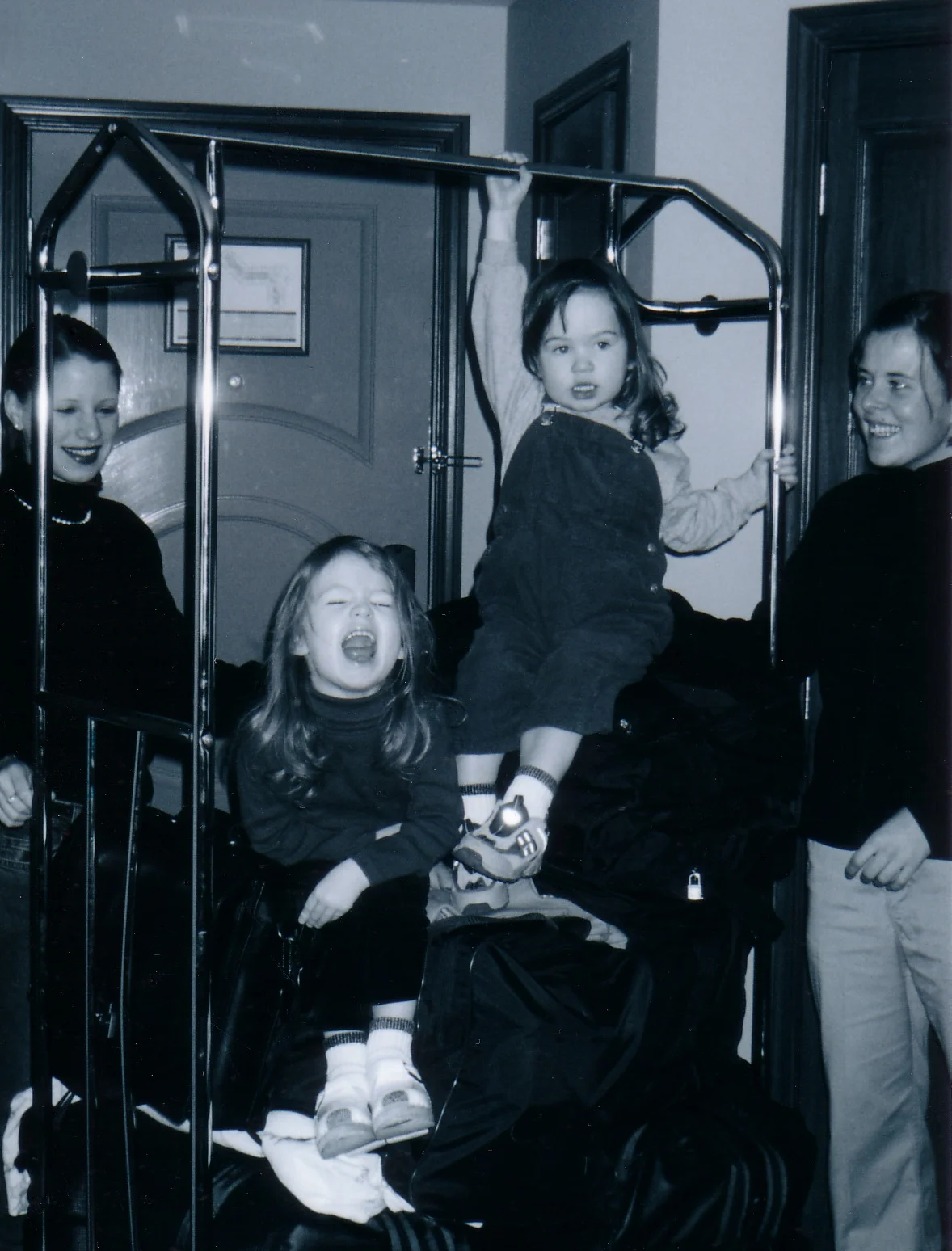 Mt. Tremblant 2002 MJ Aupairs.jpg