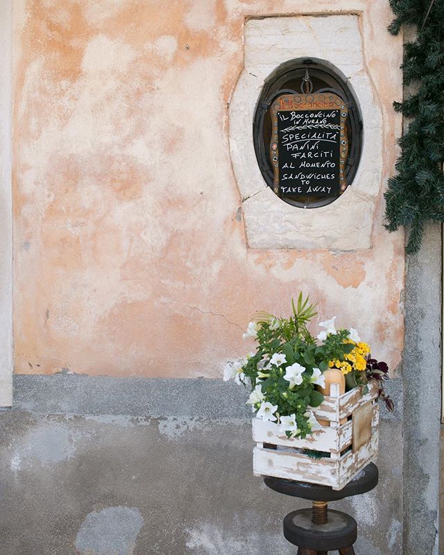 Always been a fan of the little details #travelwithml