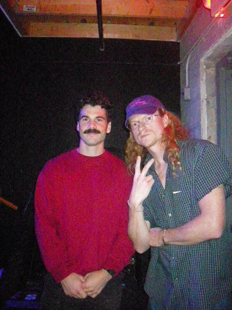 There&rsquo;s only one space and you&rsquo;re right in the middle of it! 

Still rolling with @therunaroundsband. Say hi!!!
📸 : @miafordfotos