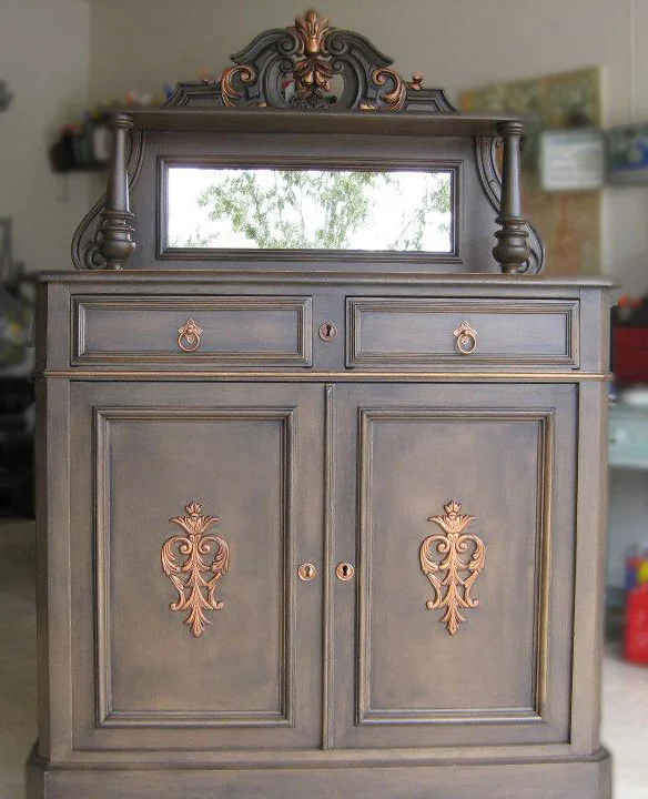 cabinet9.jpg