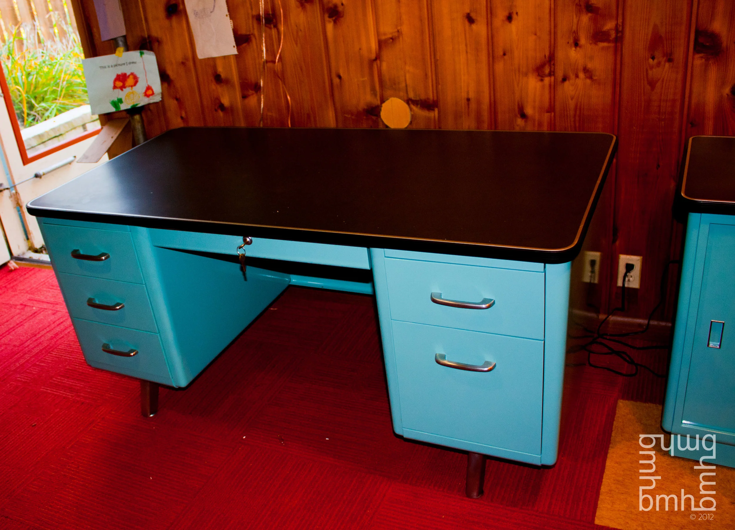 art_metal_desk_Lblue-8.jpg