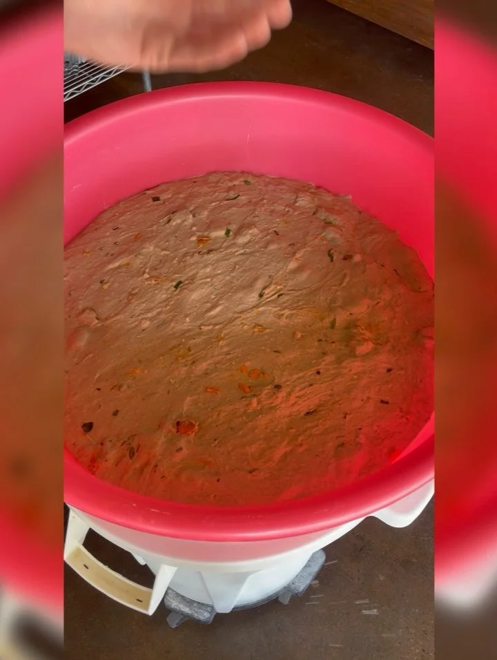 forgot to mention a few things;
we will also have sesame cheddar scallion pretzels 
@halcyon_patisserie will be joining us on Saturday
wet and cold out there this week, hope 2 c u 🌈