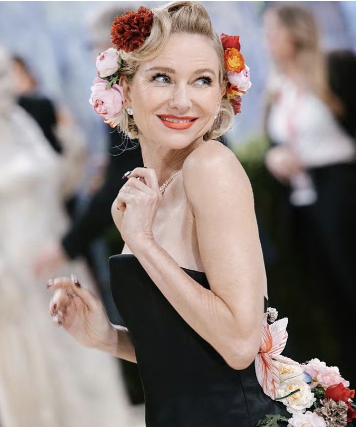 Naomi Watts on Met Gala 2026 red carpet with curly hair