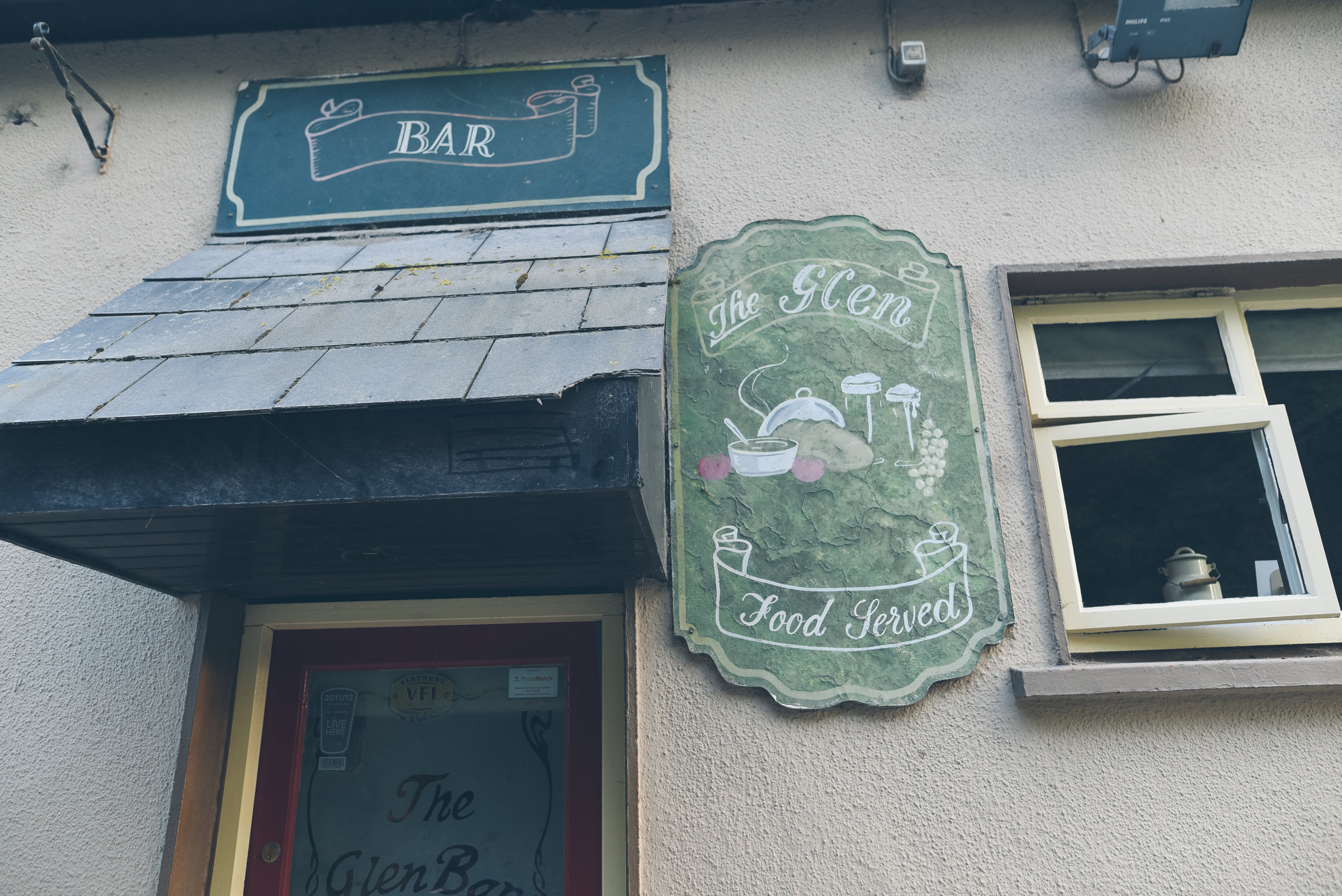 a walk to the pub (15 of 28).jpg