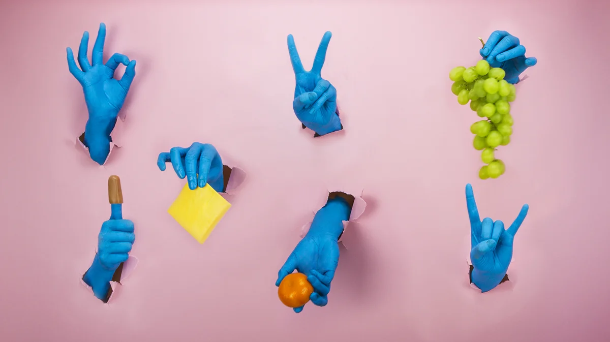 1200_ADDENDS_HANDS_01_1200.jpg