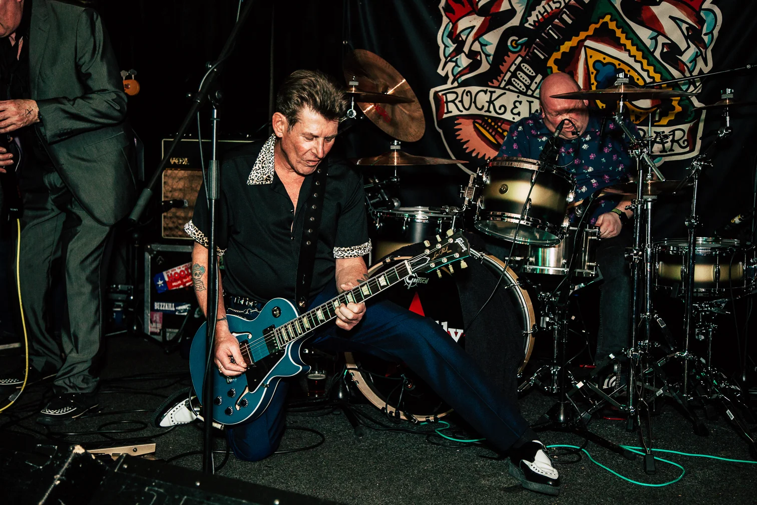 live_perform-10.jpg