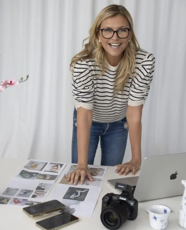 Your dream portraits are just a phone call away.⁠
What if I told you that you could have a full &ldquo;model for a day&rdquo; experience&mdash;without feeling nervous for a second? Sounds bold, right? But that&rsquo;s exactly what happens in my studi