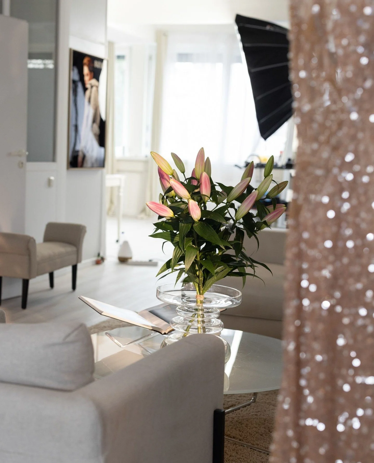 The space where magic happens ✨ A beautiful, inspiring environment is key to creating unforgettable portraits. Every detail of our studio is designed to make you feel comfortable, confident, and ready for your best photoshoot experience.⁠