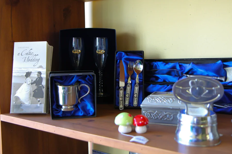 Our Shop — Fáilte Irish Import Shop