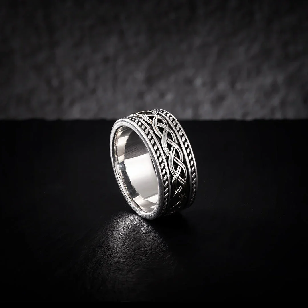 mens-celtic-knot-ring-s21048-2.webp