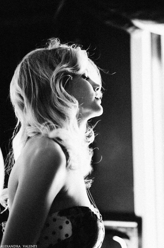 Ashley Smith for Free People July 2011 Catalogue “Out takes”… Shot in Austin, Texas. Photos by Alexandra Valenti. Full Catalogue comes out July 5th. 