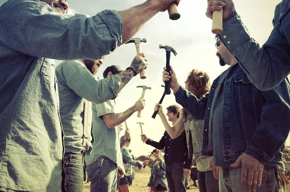 from the Texas Longest Hammer Choir, an art happening created by Andy Rihn in Austin, Texas… photo by Alexandra  Valenti (alexandravalenti.com)