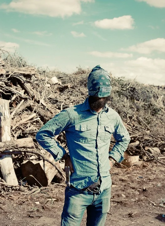 from the Texas Longest Hammer Choir, an art happening created by Andy Rihn in Austin, Texas… photo by Alexandra  Valenti (alexandravalenti.com)