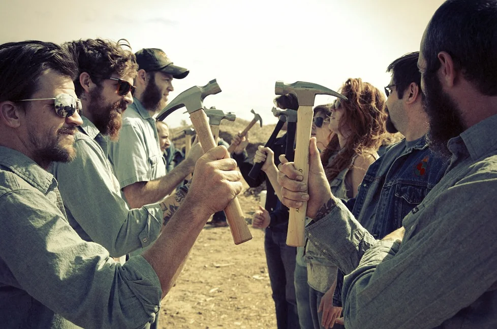 from the Texas Longest Hammer Choir, an art happening created by Andy Rihn in Austin, Texas… photo by Alexandra  Valenti (alexandravalenti.com)