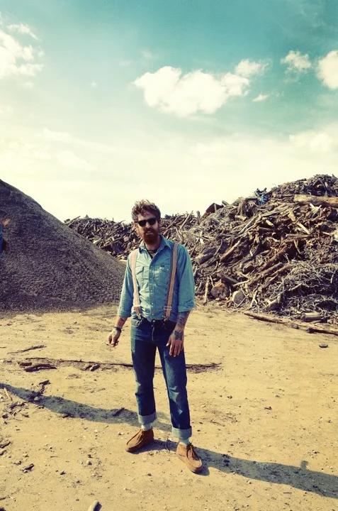 from the Texas Longest Hammer Choir, an art happening created by Andy Rihn in Austin, Texas… photo by Alexandra  Valenti (alexandravalenti.com)