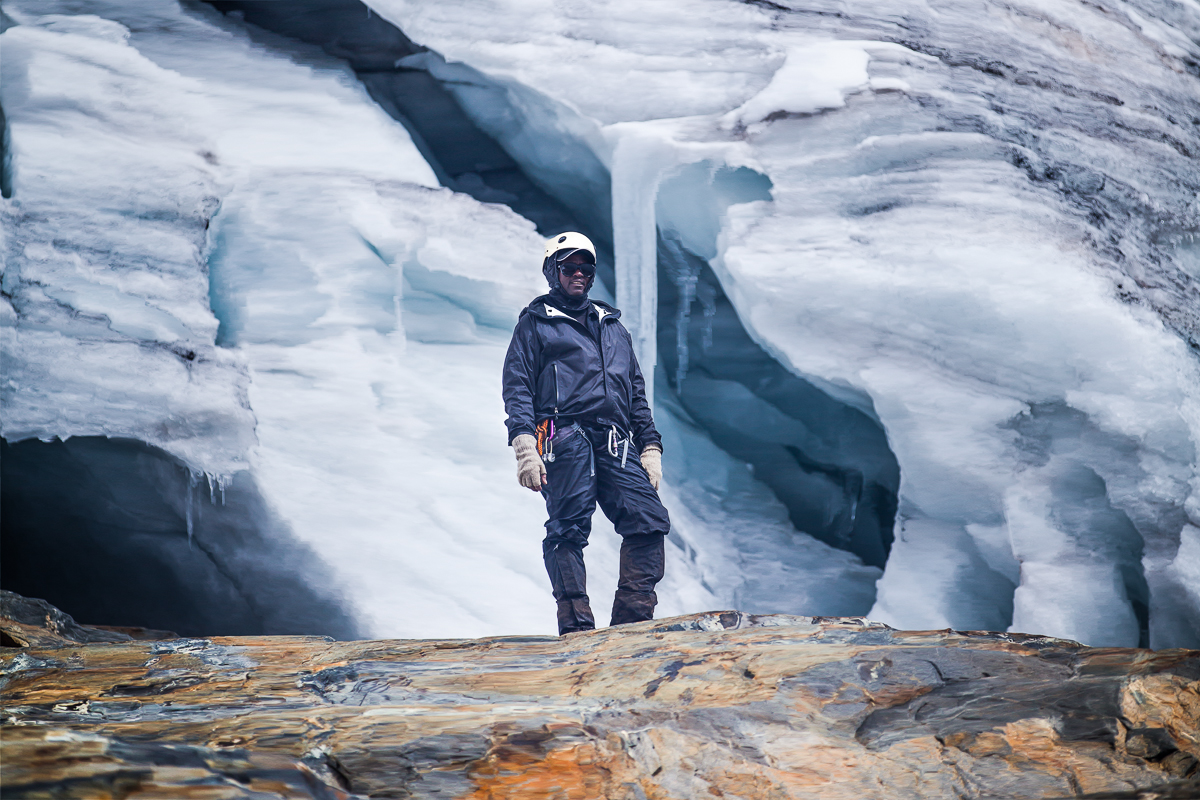 KG in front of a disappearing glacier