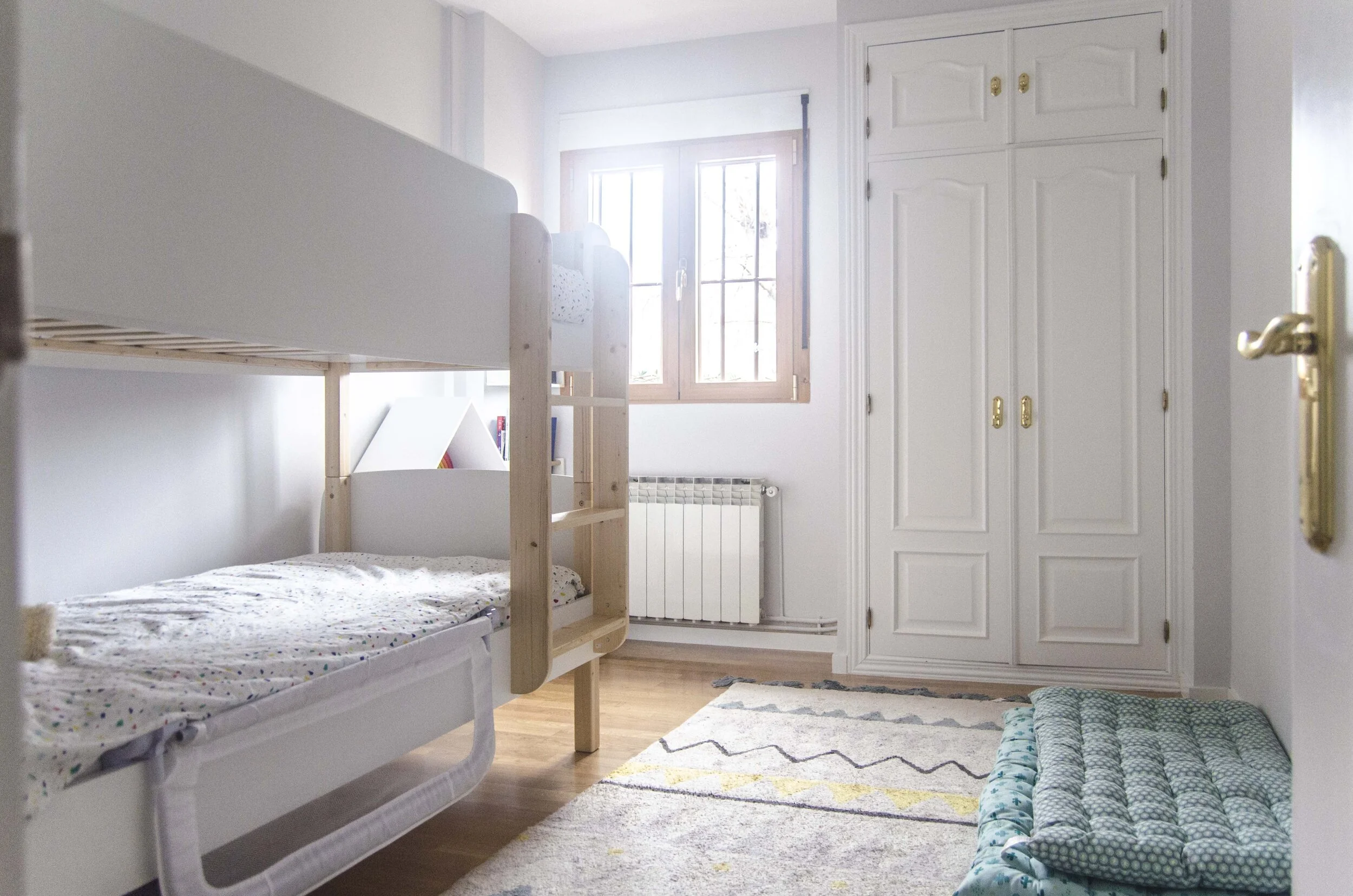 reforma integral madrid emmme studio Vanesa y Jose dormitorio infantil.jpg
