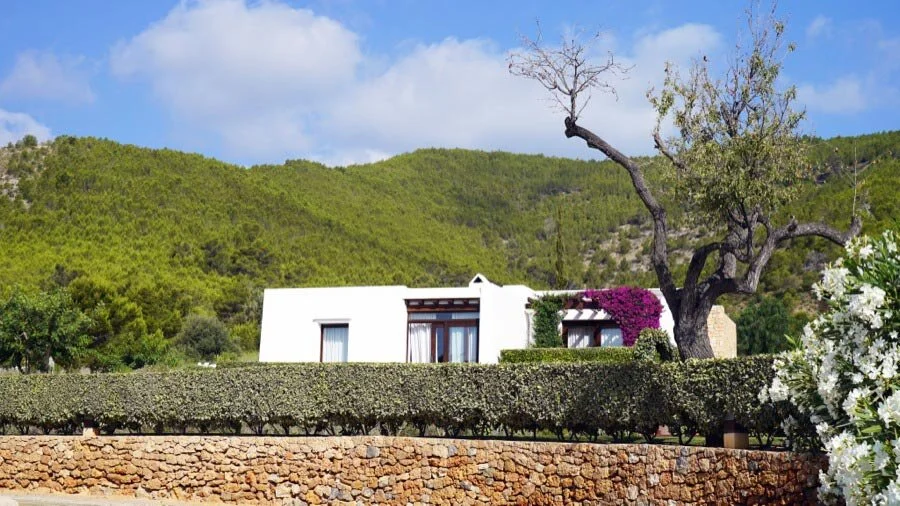 emmme studio blog paisajismo hotel rural ibiza casa maca 2.jpg