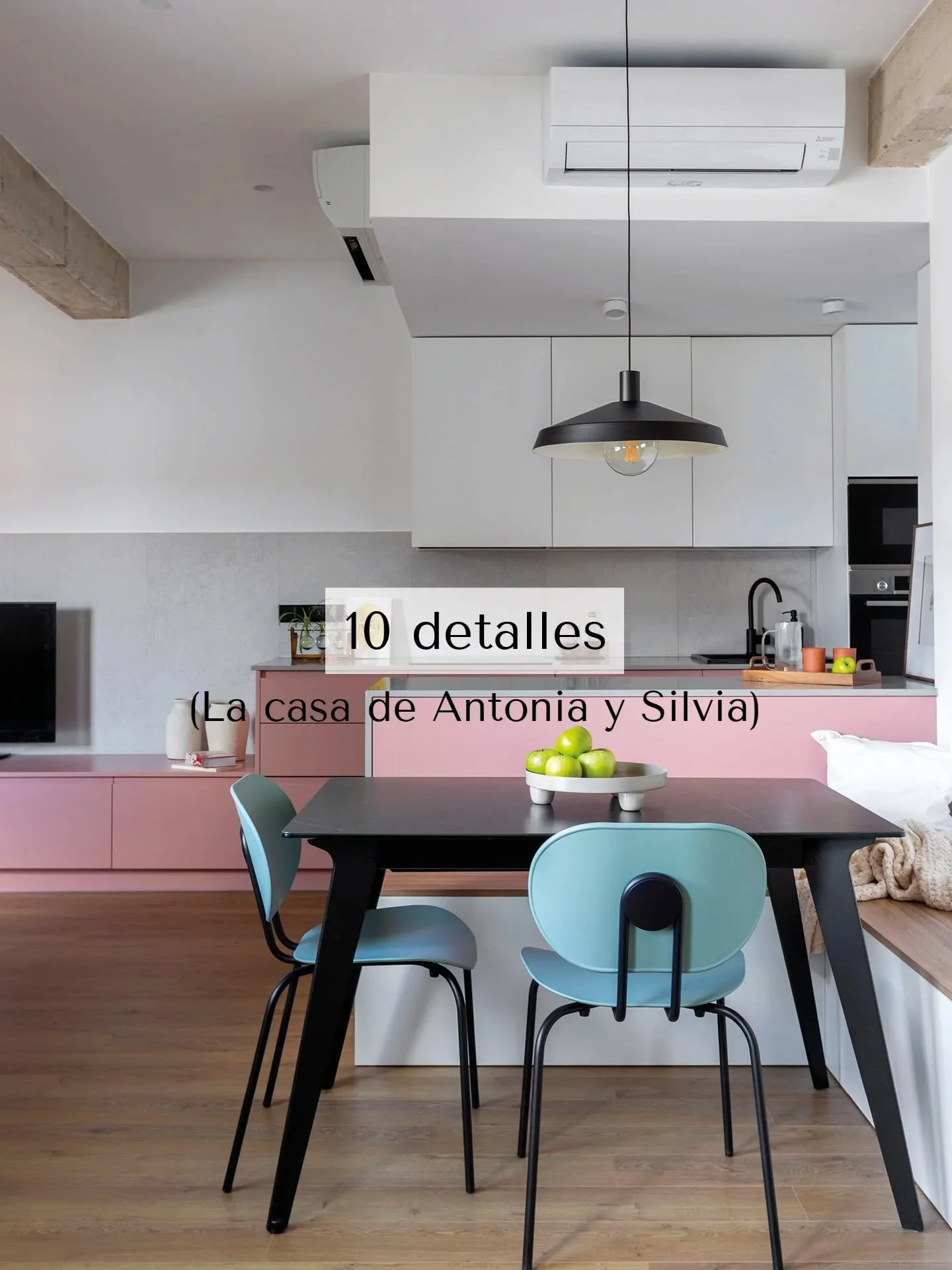 📌 Hoy rescatamos algunos detalles del proyecto de Antonia y Silvia. Diez im&aacute;genes, diez decisiones peque&ntilde;as que, juntas, hacen que una casa funcione mejor y se sienta m&aacute;s &ldquo;redonda&rdquo;. 💫

𝟭. Banco con almacenamiento e