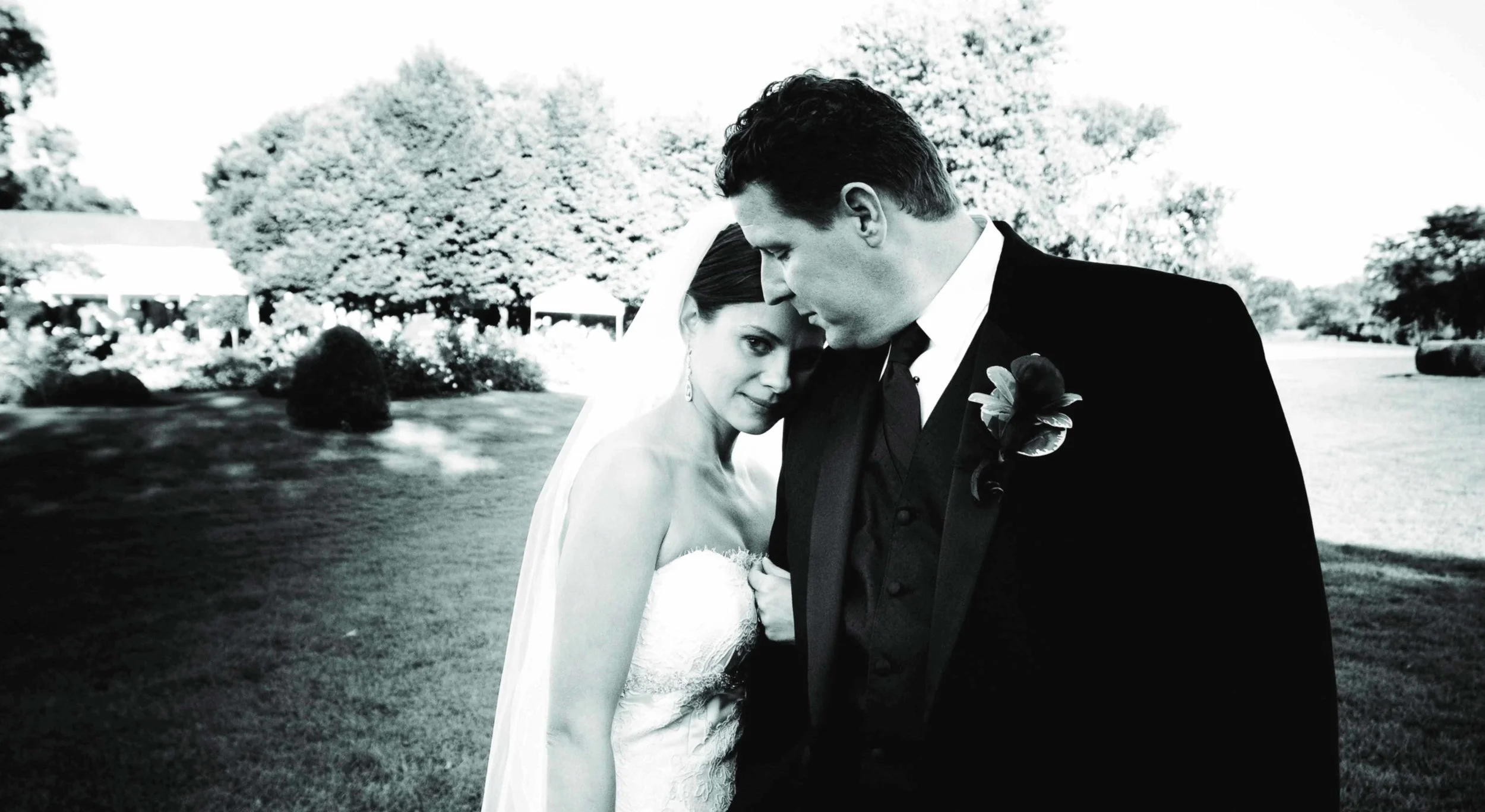 bride and groom black and white.JPG