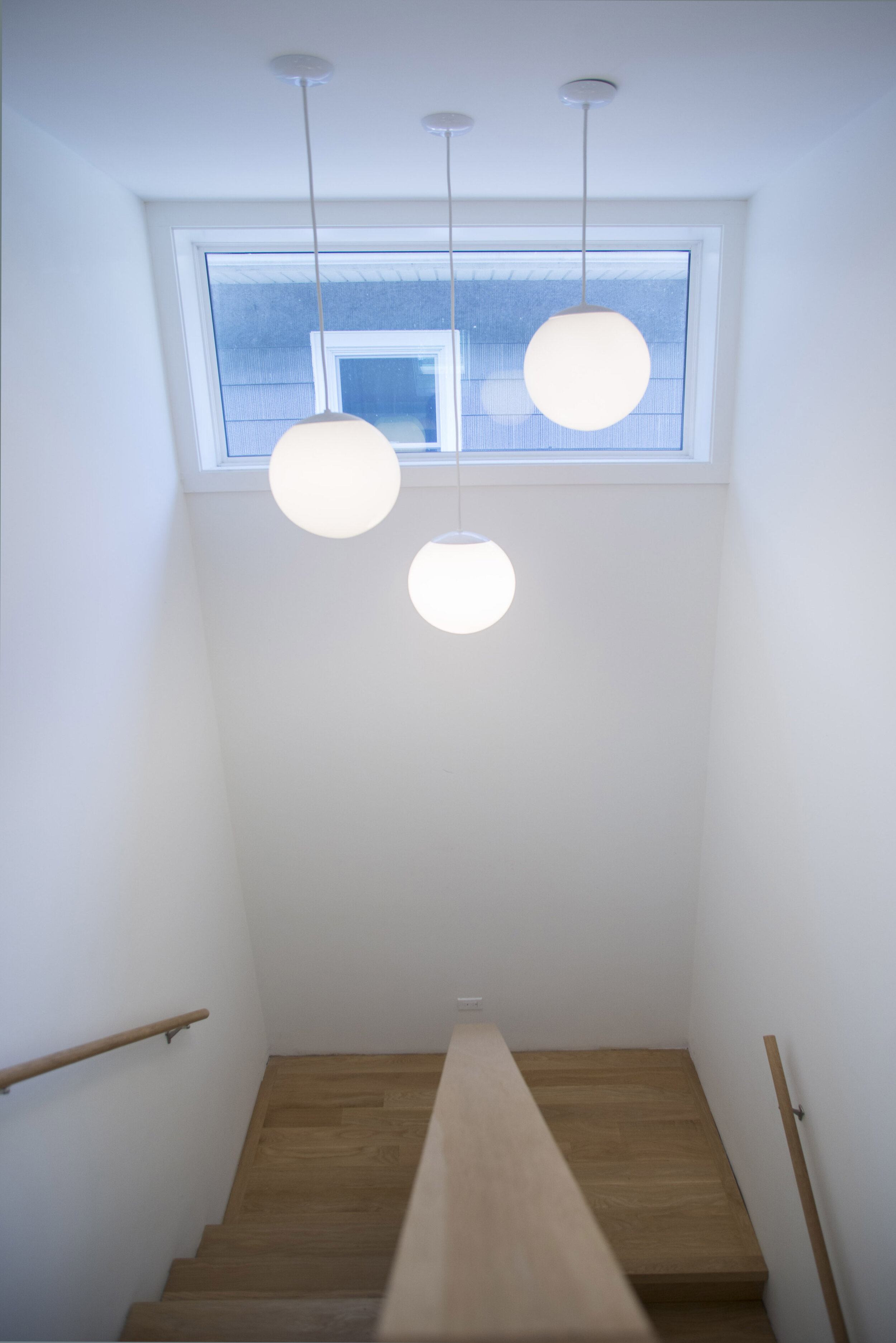 BedroomUpstairs12A.JPG