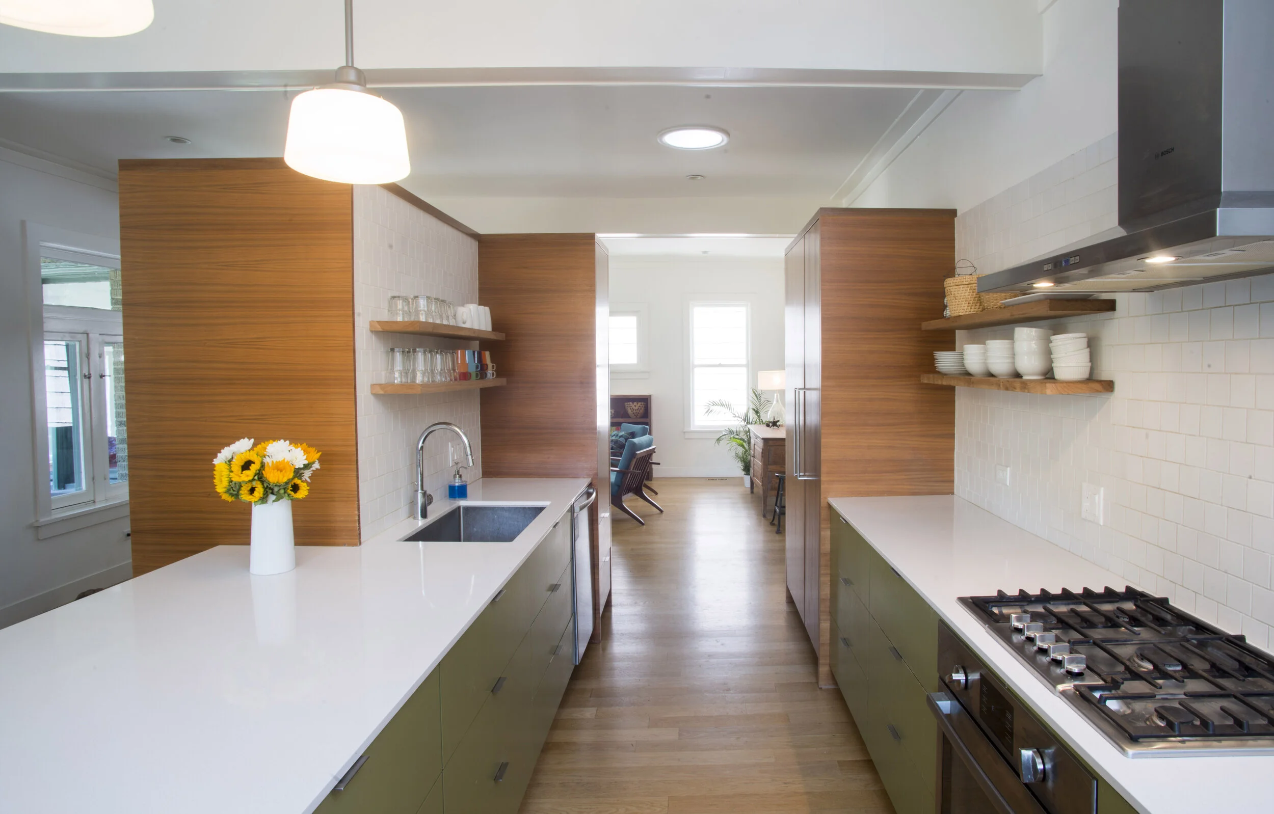 kitchen11A.JPG