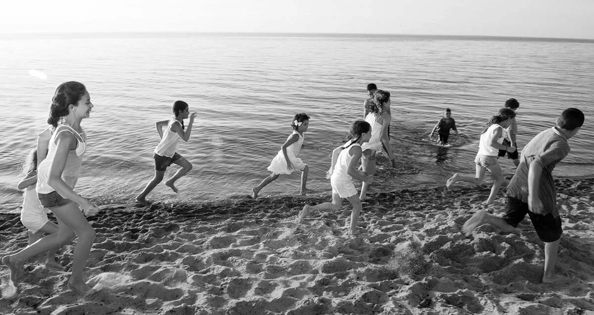 beach kids.jpg
