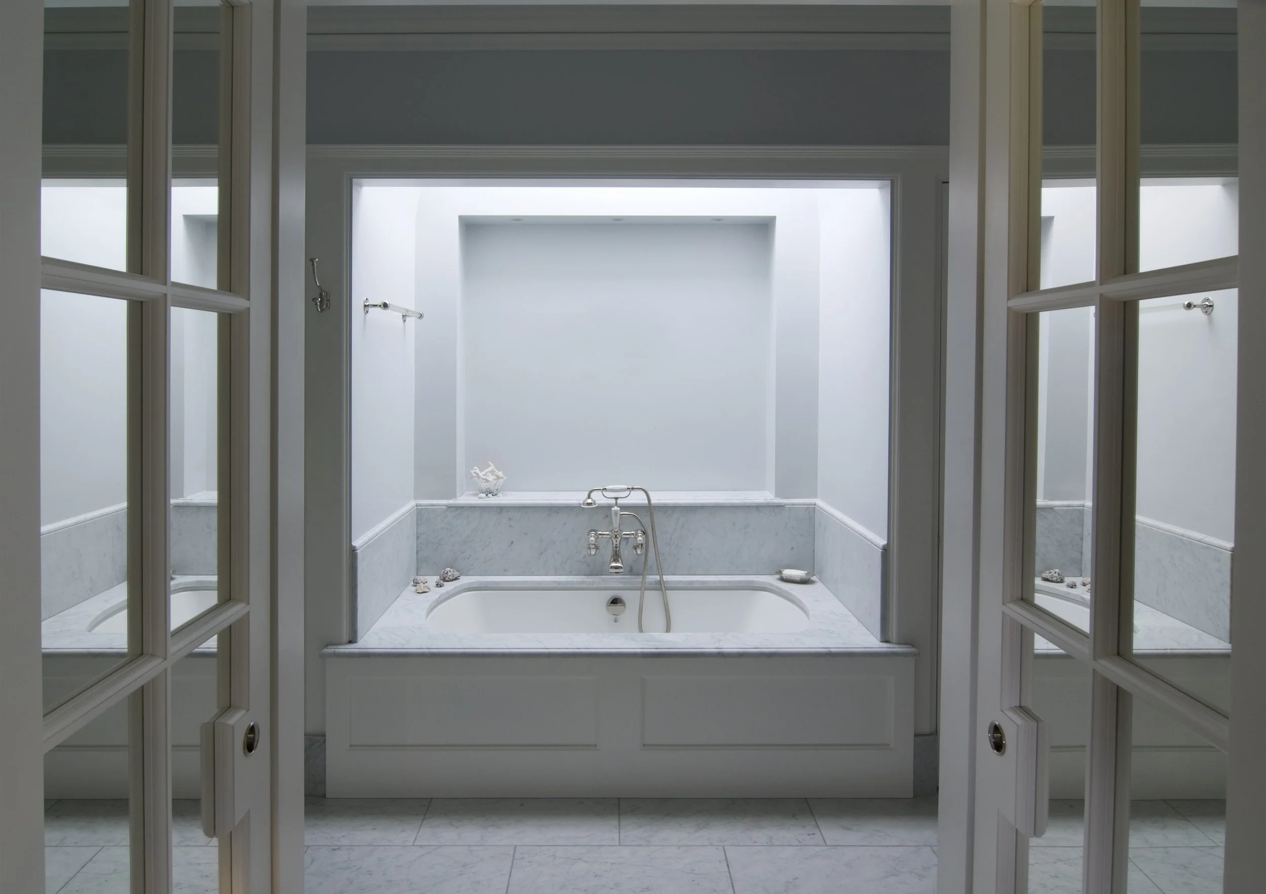 AstorBath002r.jpg