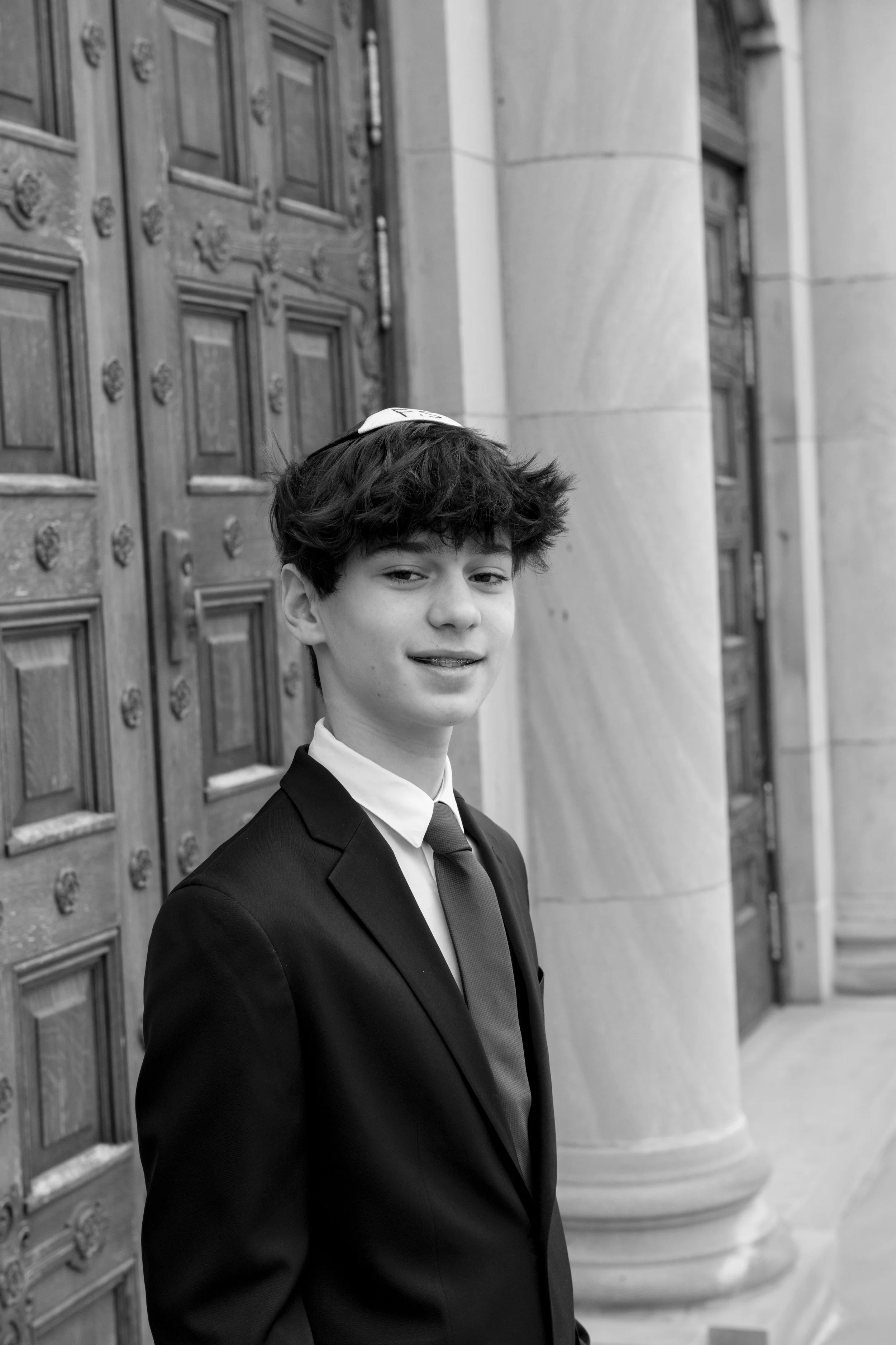 FelixBarMitzvah036bw.jpg