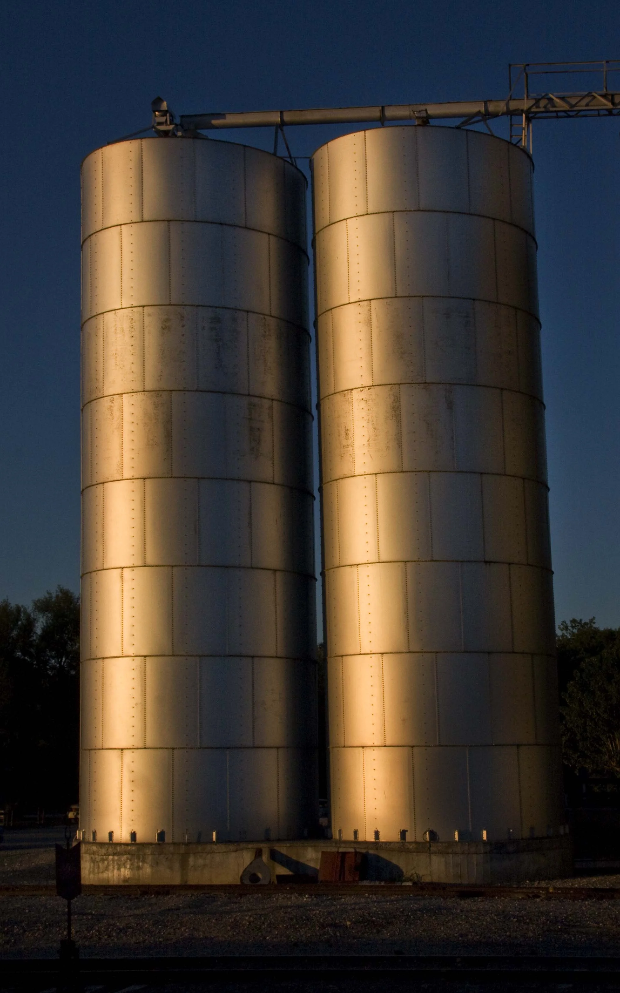 silo2.jpg