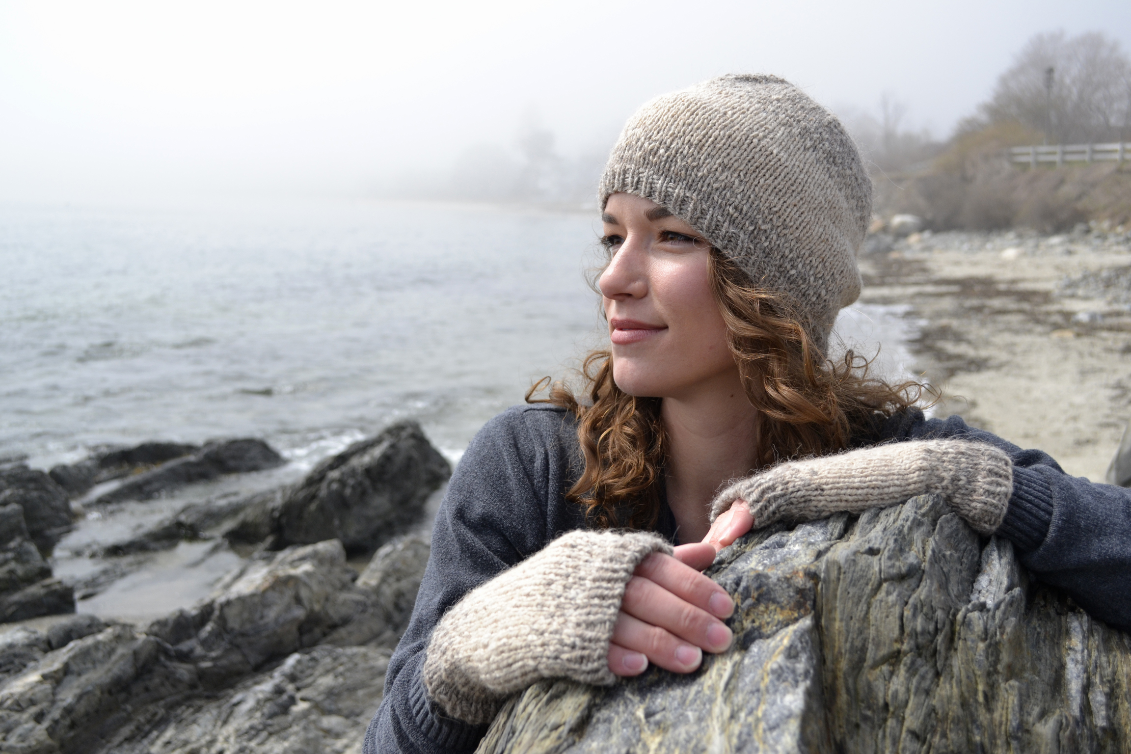 Shifting Tides Hat & Mitts