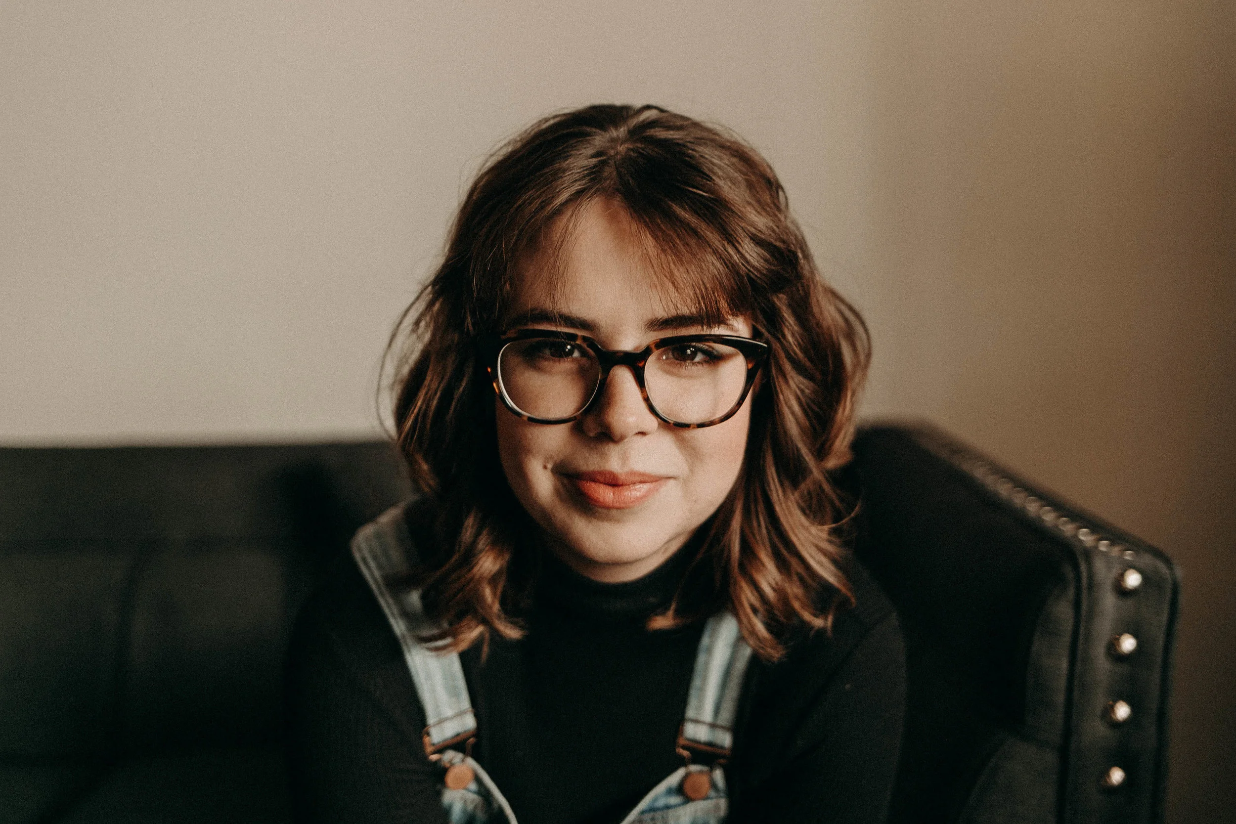Kailee Ann Photography | Lubbock Texas Portrait & Grad Photographer | The Coffee Shop Lubbock | Samantha