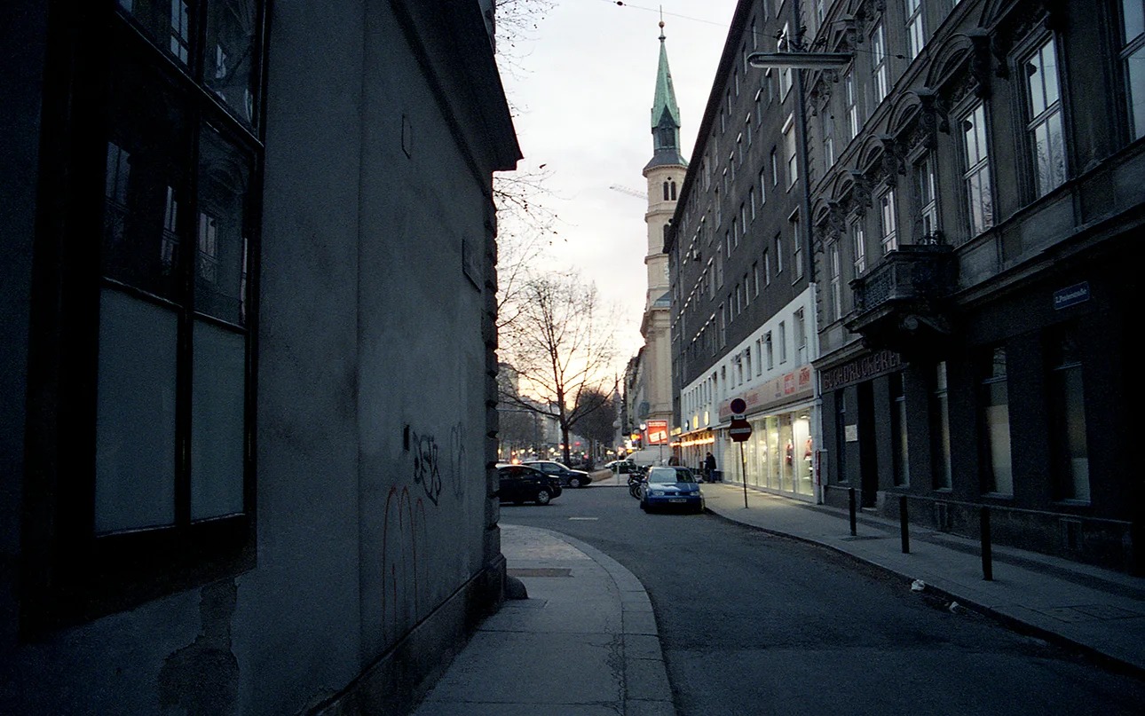 Street. Viena,2002.jpg