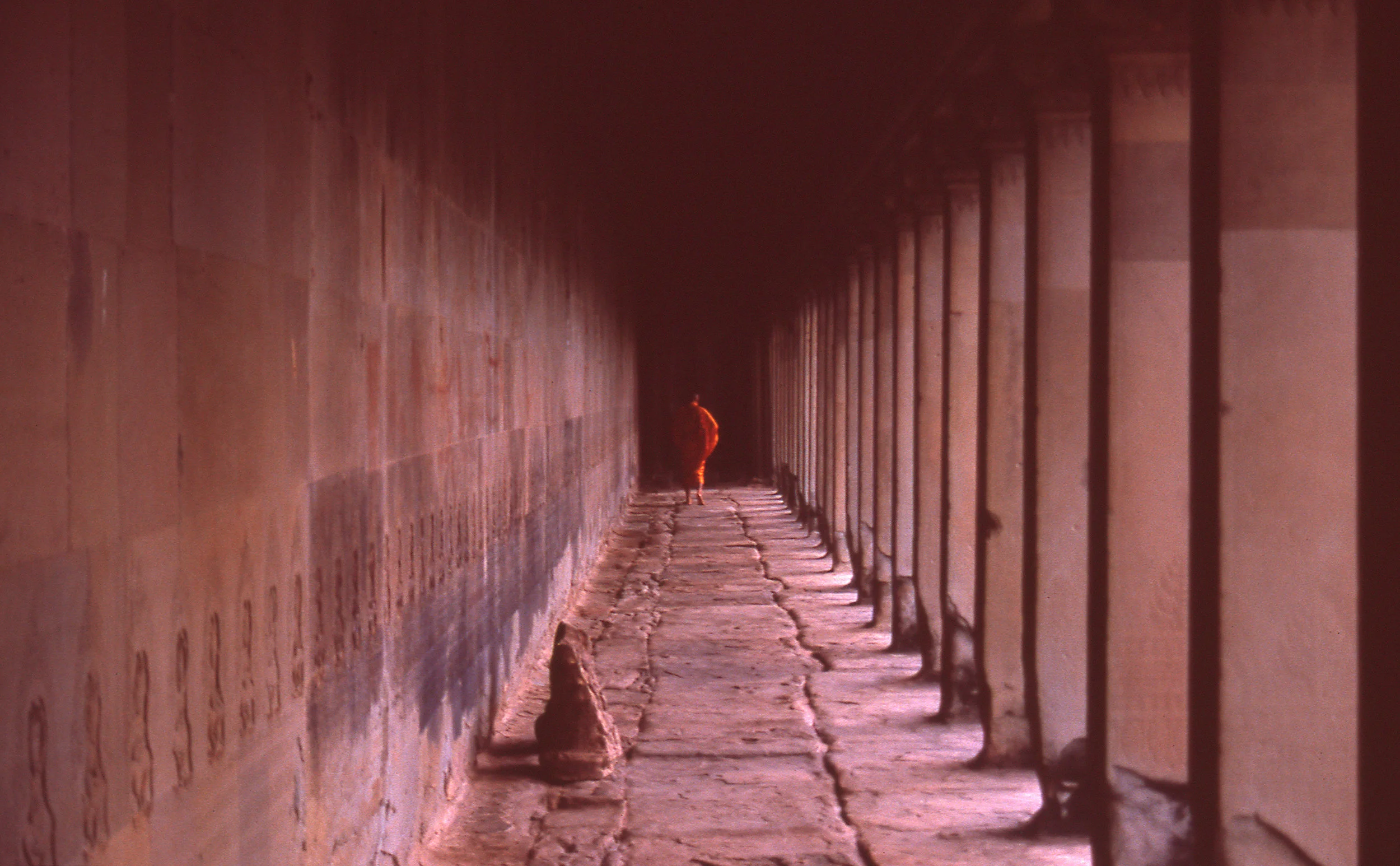 Angkor Wat, monk,  hallway, Velvia 100, 2015 (1).jpg