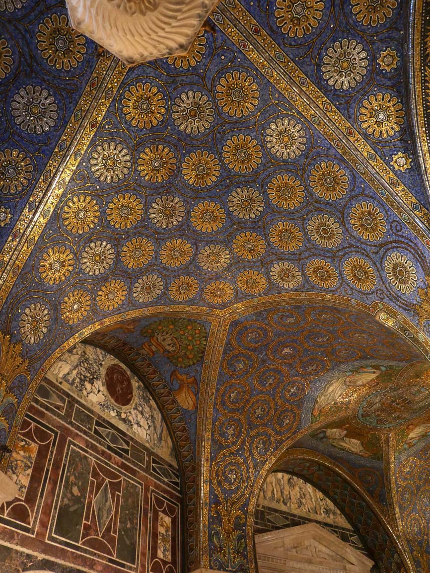 ceiling inside the Aachener Dom (cathedral)