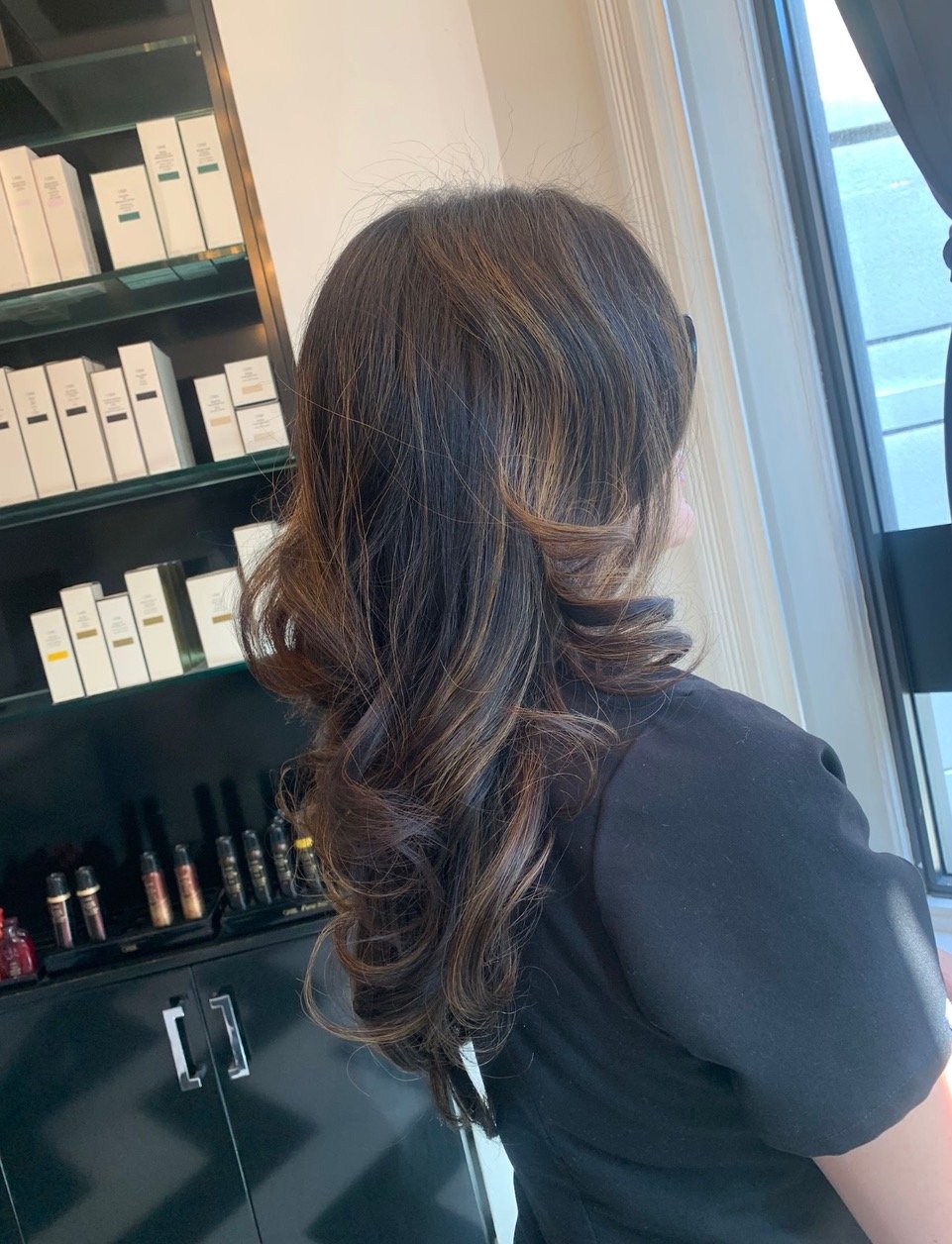 WPI Beauty Long Layered Waves Chicago