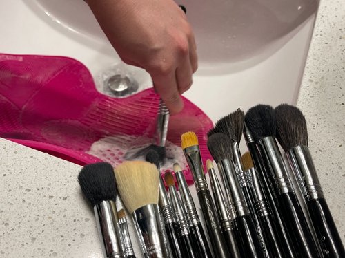 Makeup Brush Cleaning Time with Avon Cleaning Tools