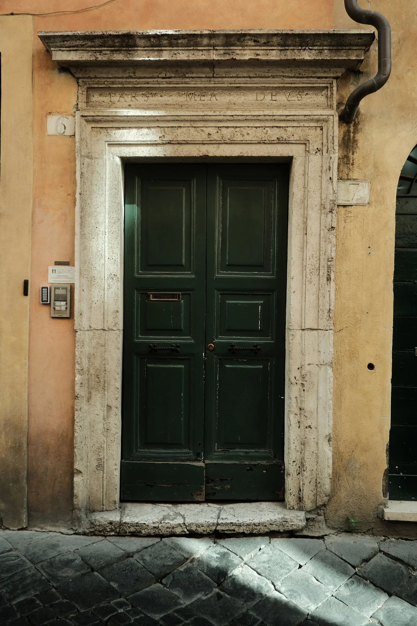 DSCF4592Rome.jpg